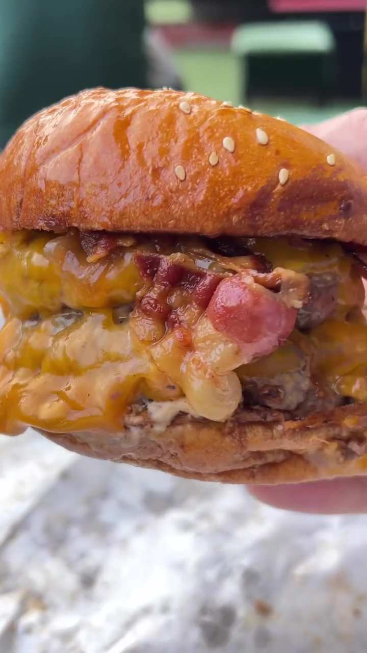 Čizburger sa slaninom